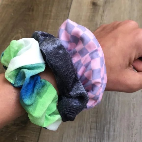 Anthropologie Hair Scrunchies Lot | Urban Outfitters Scrunchies bundle - Picture 2 of 5
